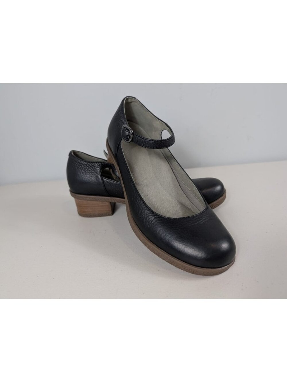 Dansko Deena women's Mary Jane shoes in black size Usa 7.5 Eu 38